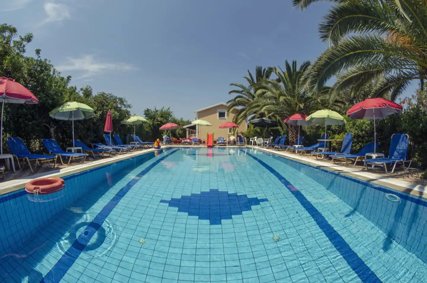 Eleni Family Apartments Pool