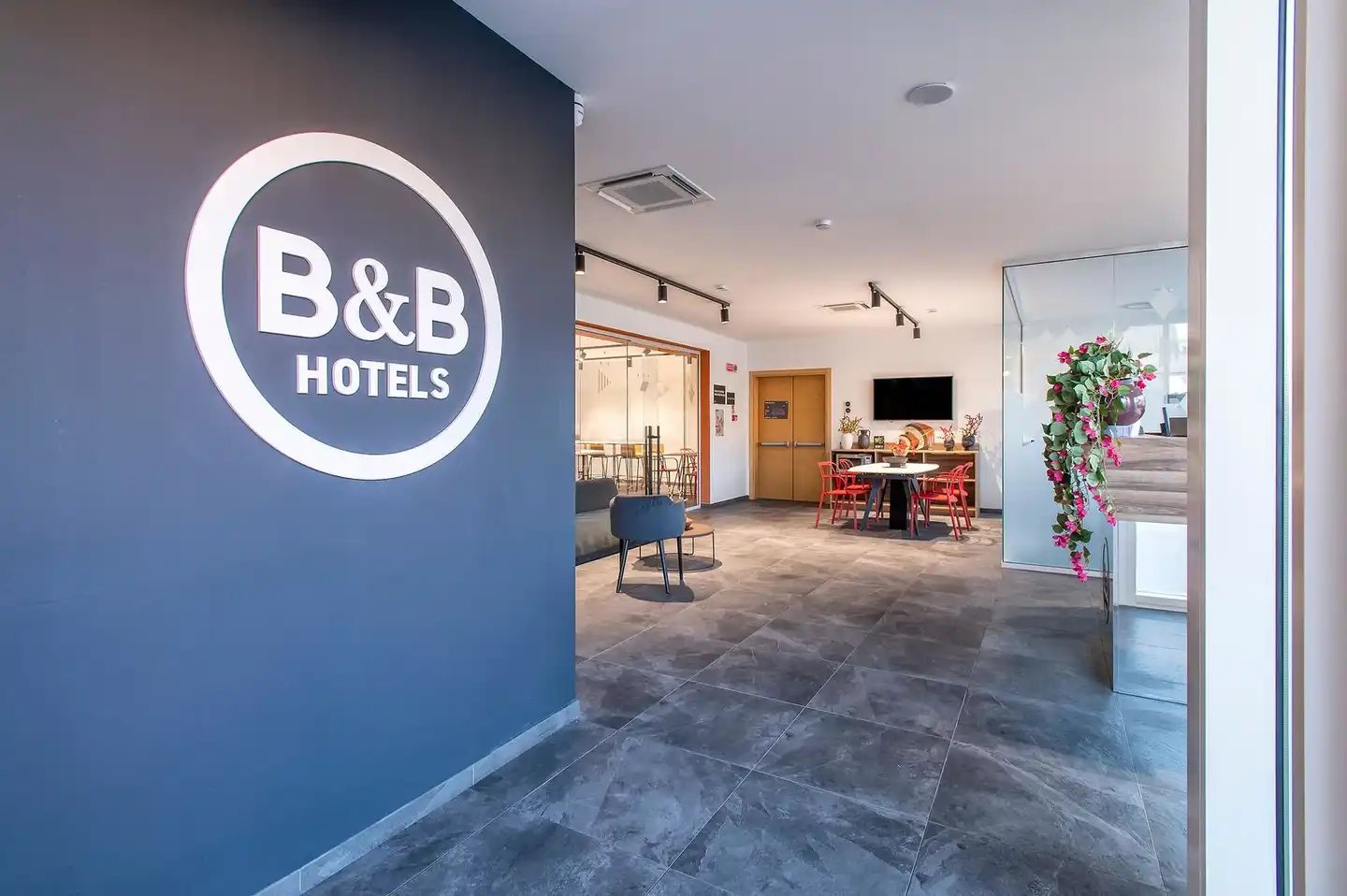 B&B HOTEL Sassari Lobby