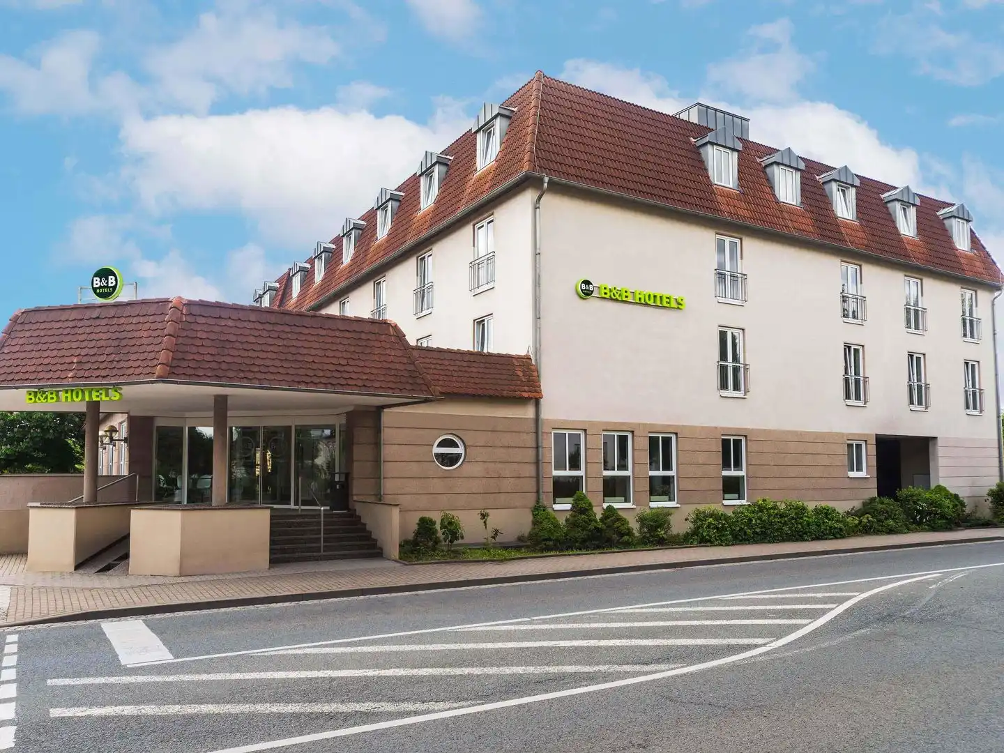 B&B HOTEL Gotha-Hbf Aussenansicht