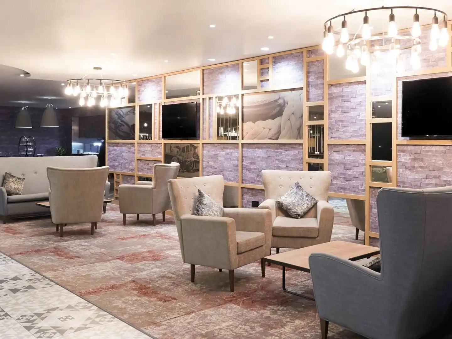 Holland House Hotel Cardiff By Sunday Lobby