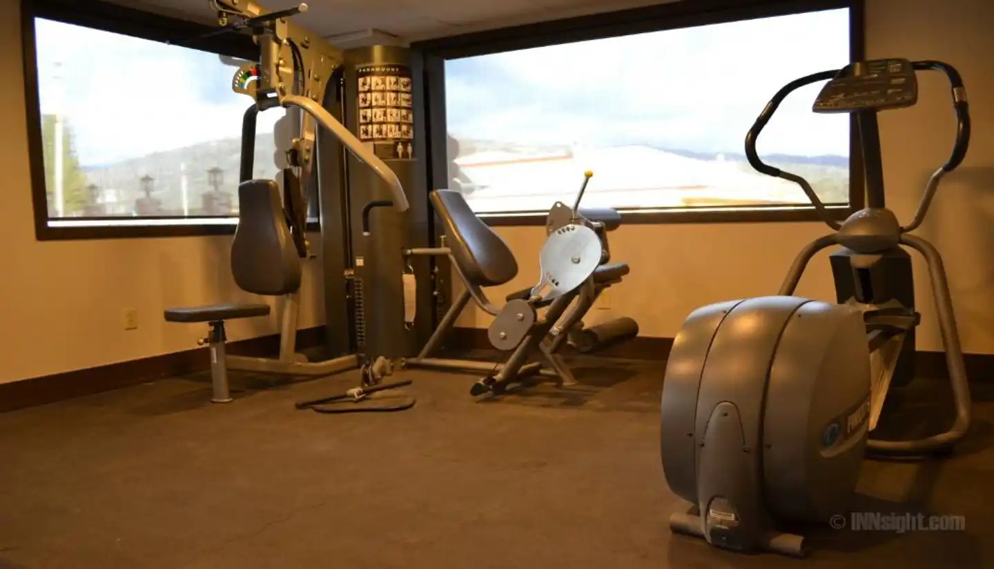 Yosemite Southgate Hotel & Suites Sport und Entertainment