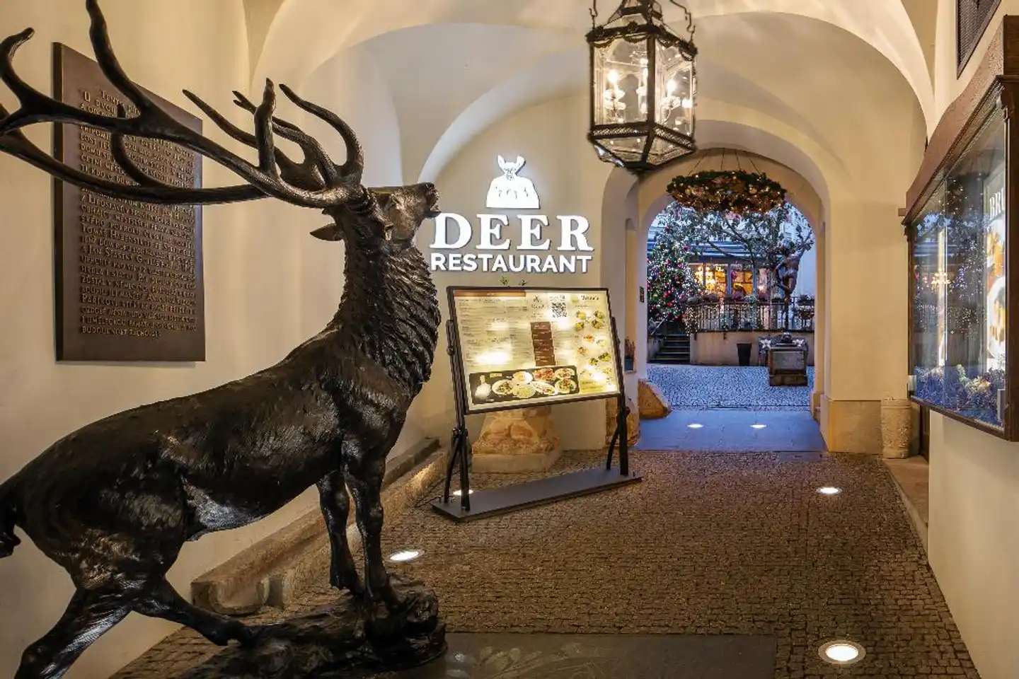The Iron Gate Hotel & Suites Tiere