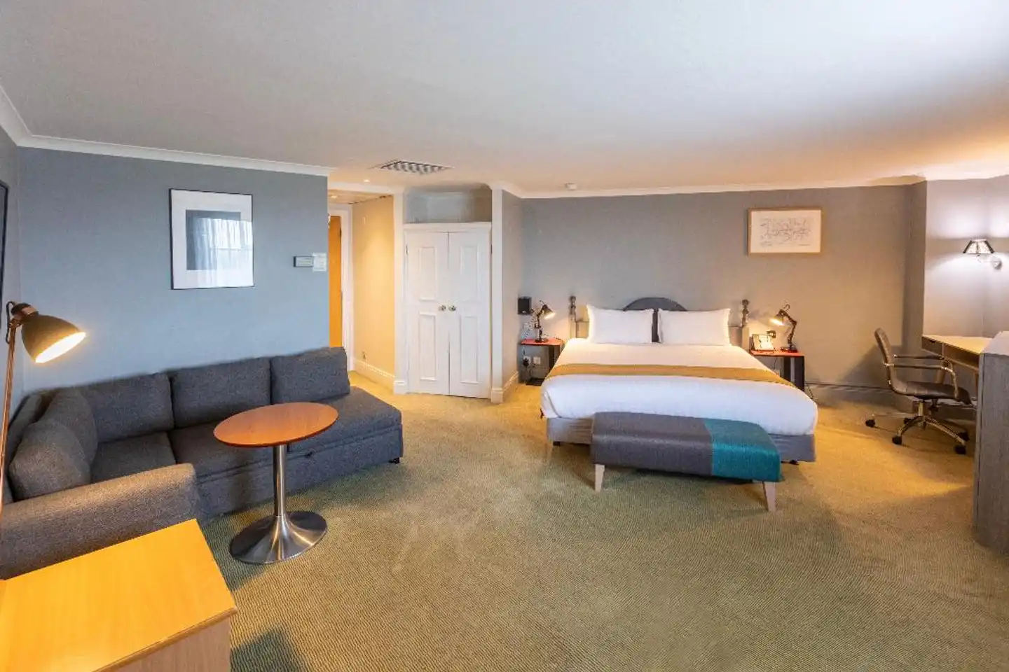 Holiday Inn Sutton Wohnbeispiel