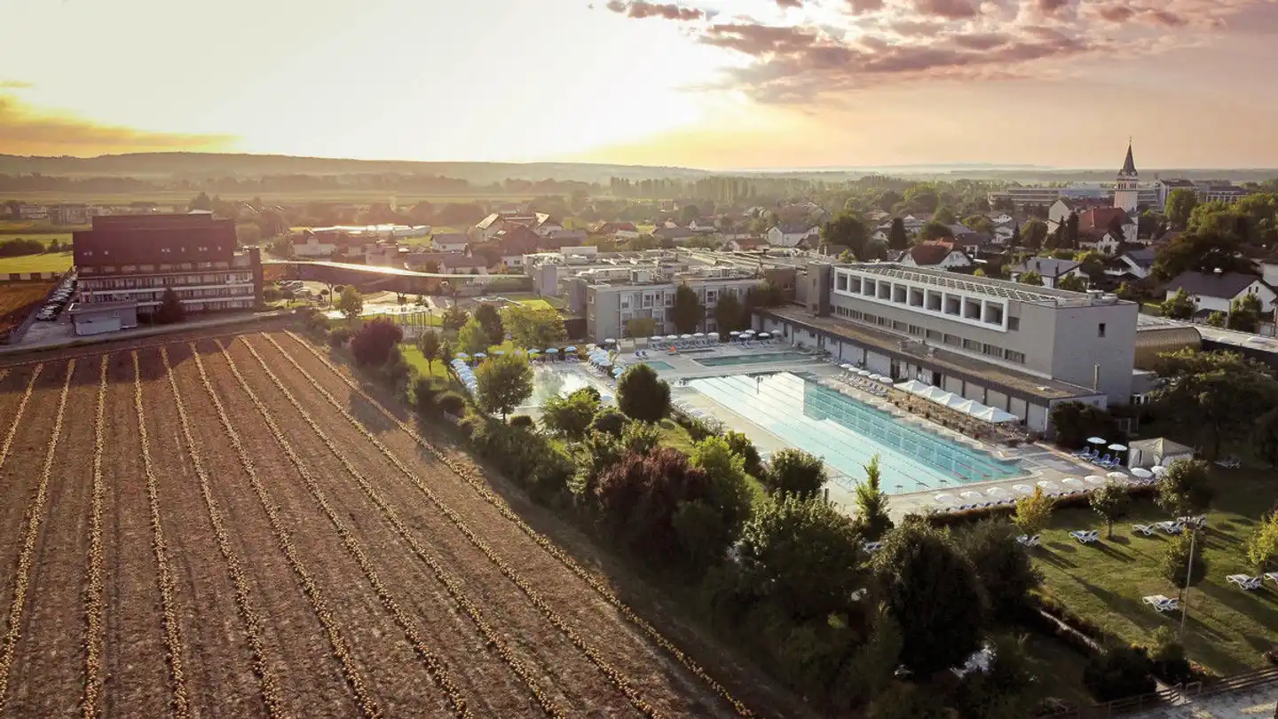 Vivat Pool
