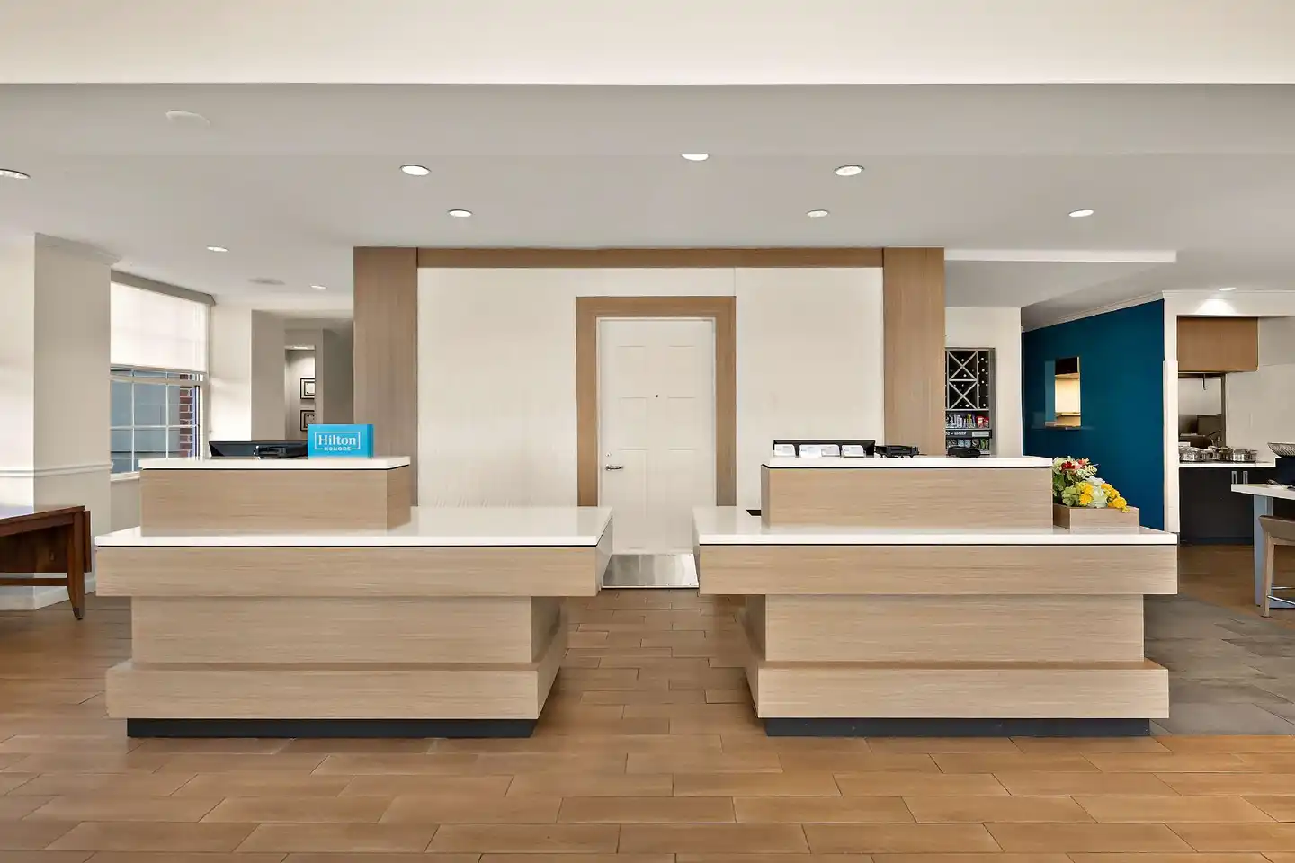 Hilton Garden Inn Williamsburg Lobby