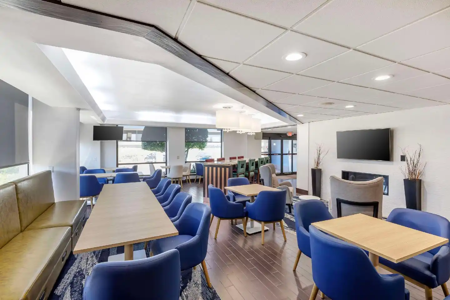 Comfort Inn Dallas North Love Field Airport Restaurant