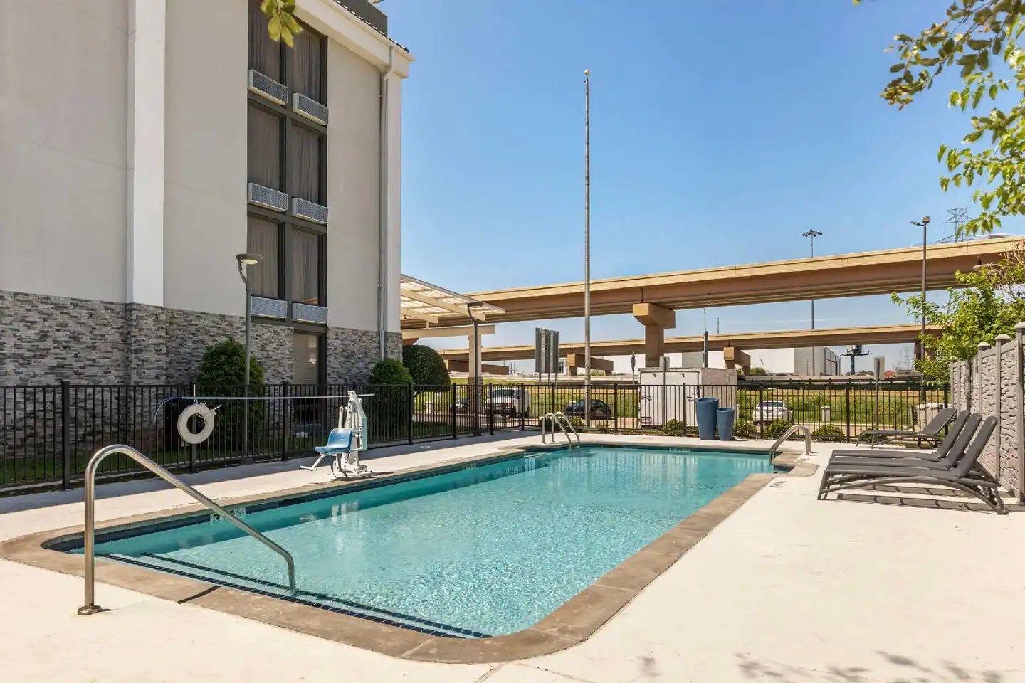 Comfort Inn Dallas North Love Field Airport Pool