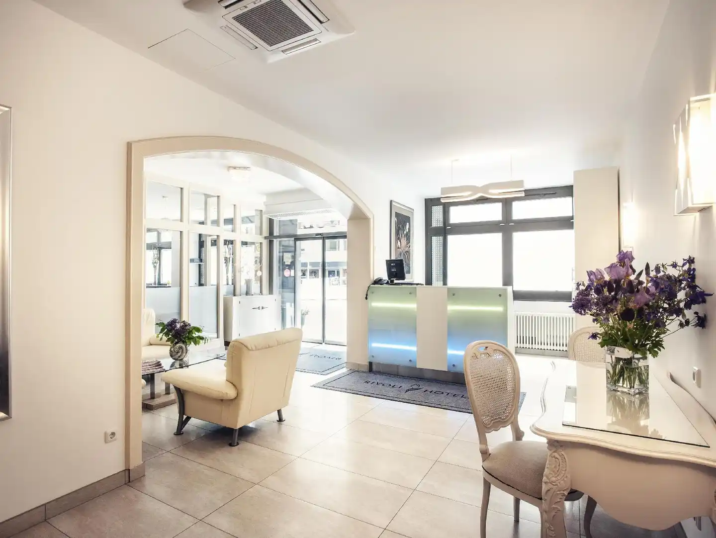 Hotel Rivoli Lobby