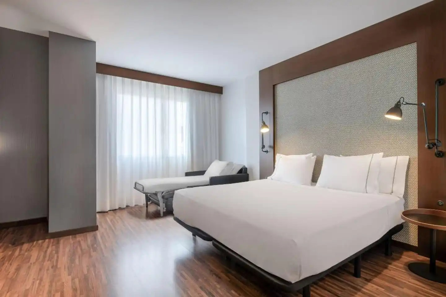 AC Hotel by Marriott Alicante Wohnbeispiel