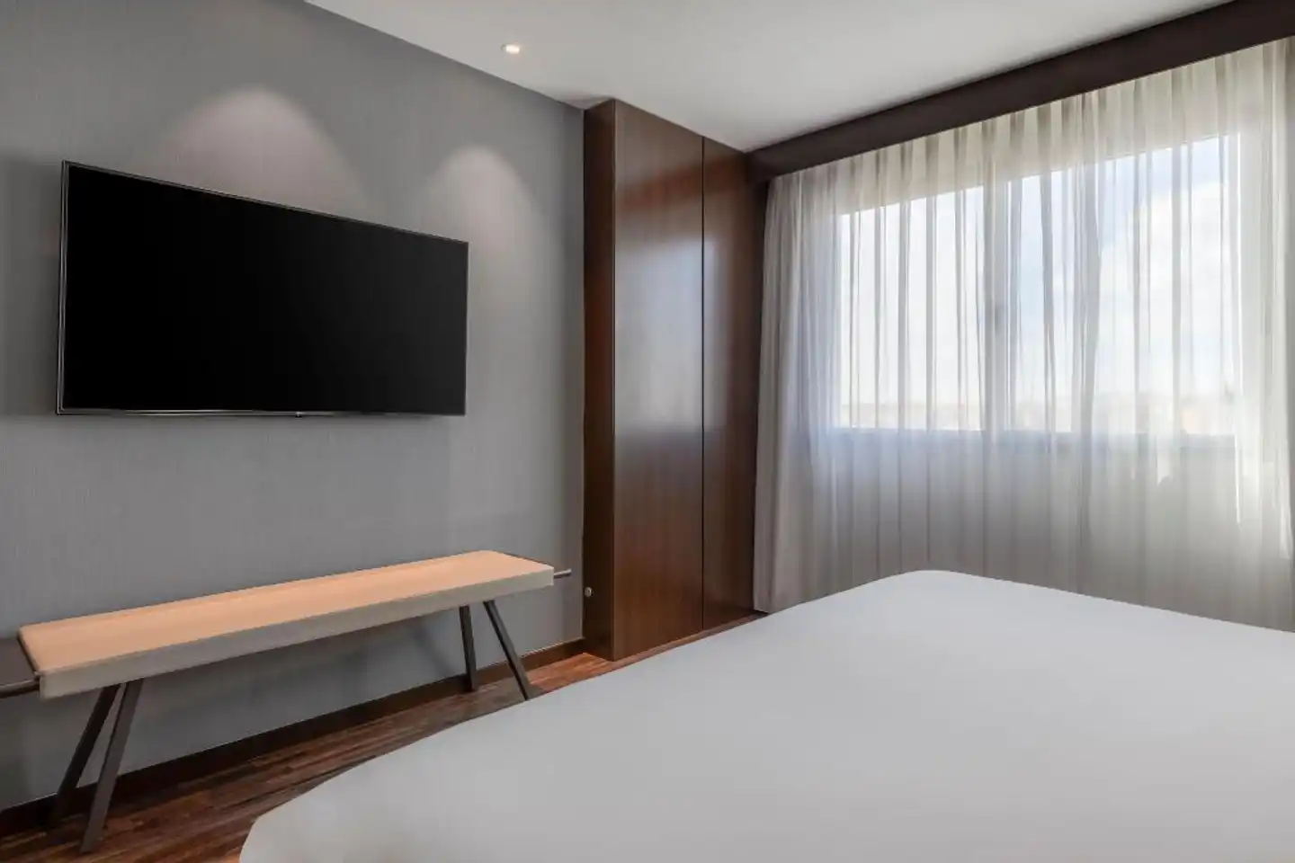 AC Hotel by Marriott Alicante Wohnbeispiel