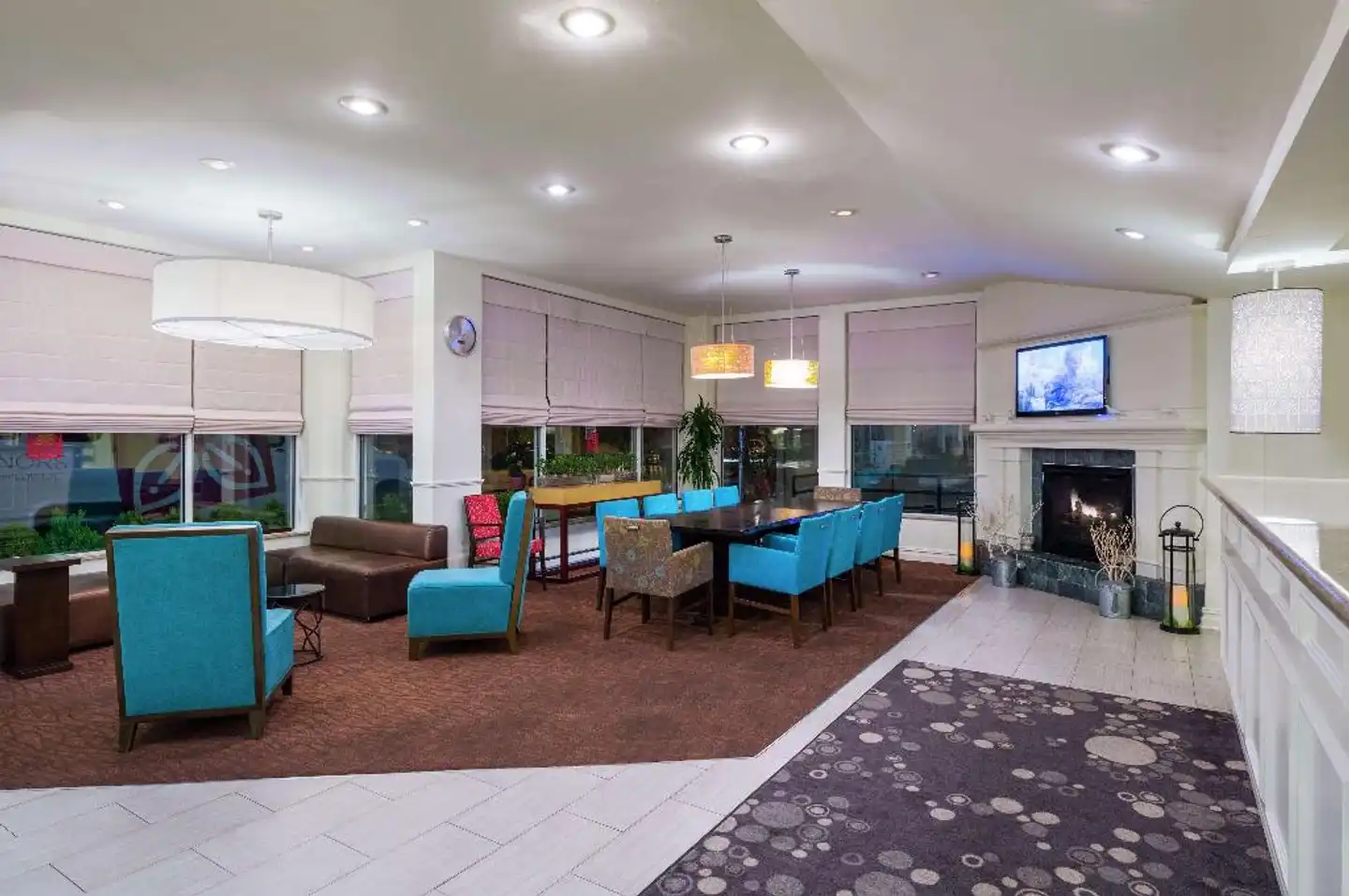 Hilton Garden Inn Queens/JFK Airport Lobby