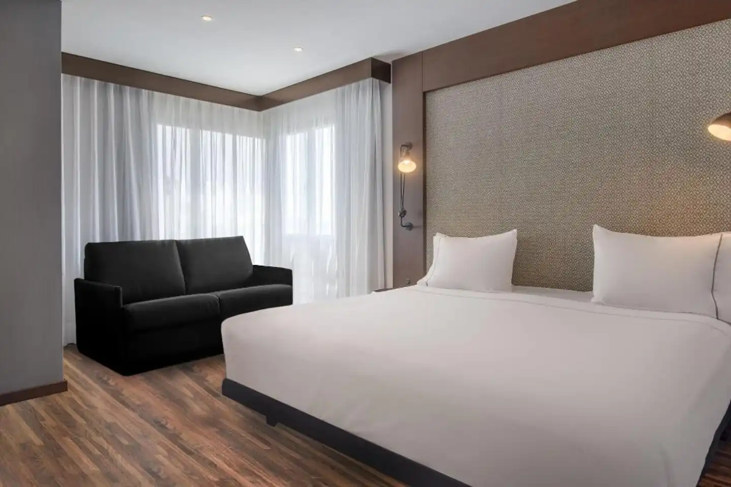 AC Hotel by Marriott Alicante Wohnbeispiel