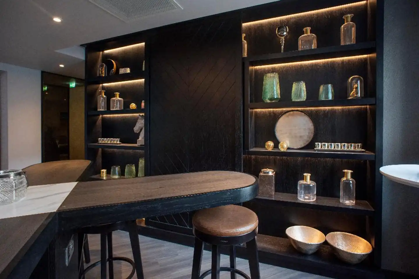 Ten Hill Place Bar