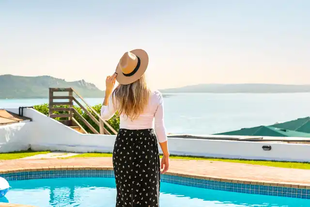 The Farmhouse Hotel Personen