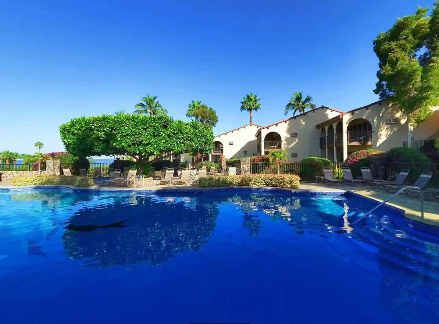 Aston Maui Hill Pool