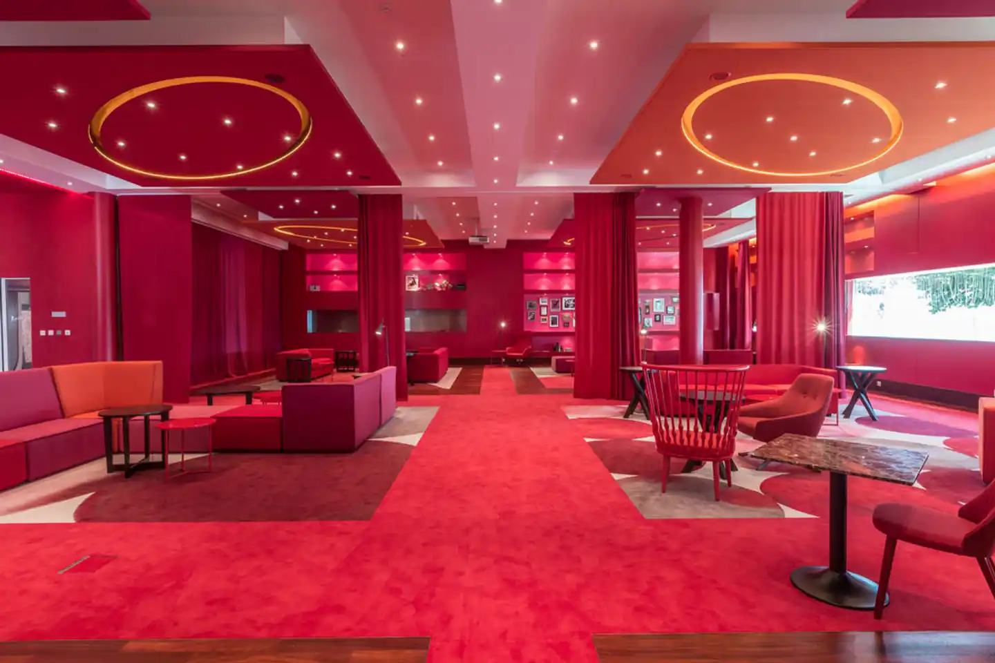 Airport Basel Lobby