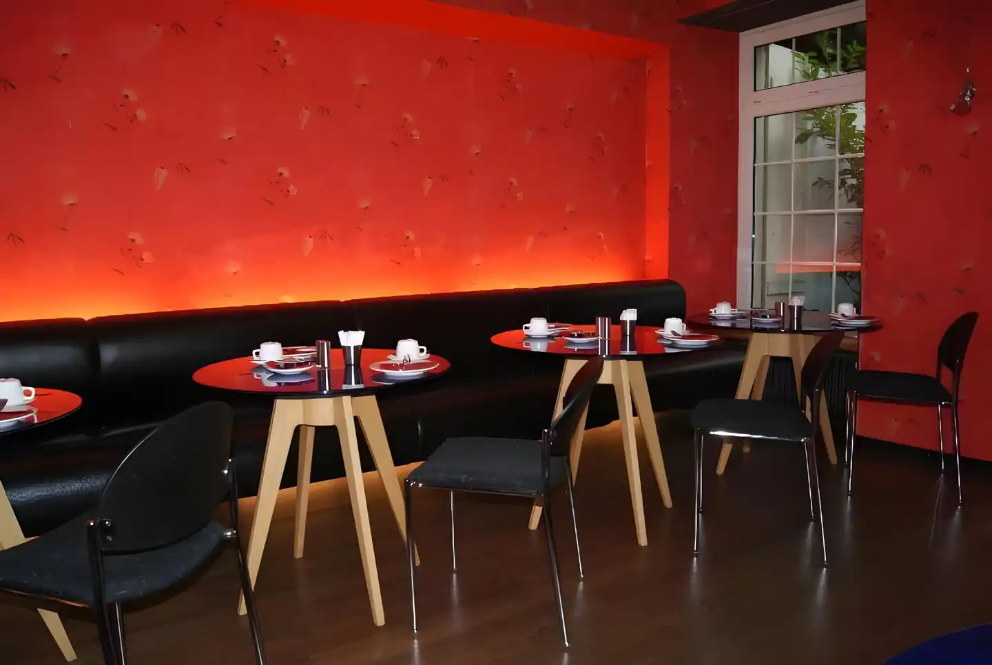 Hotel Swiss Night by Fassbind Sport und Entertainment
