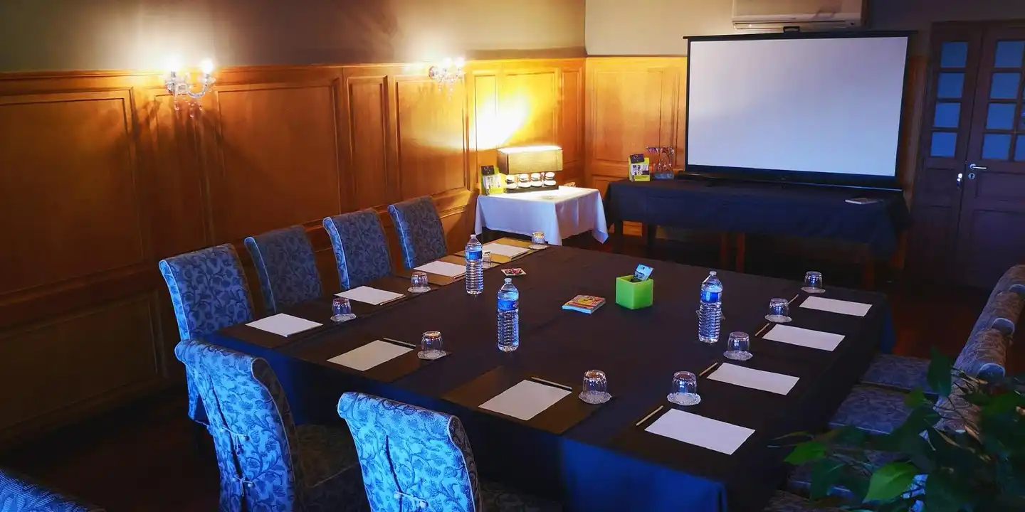 Hotel-Restaurant Logis La Grassinais Konferenz