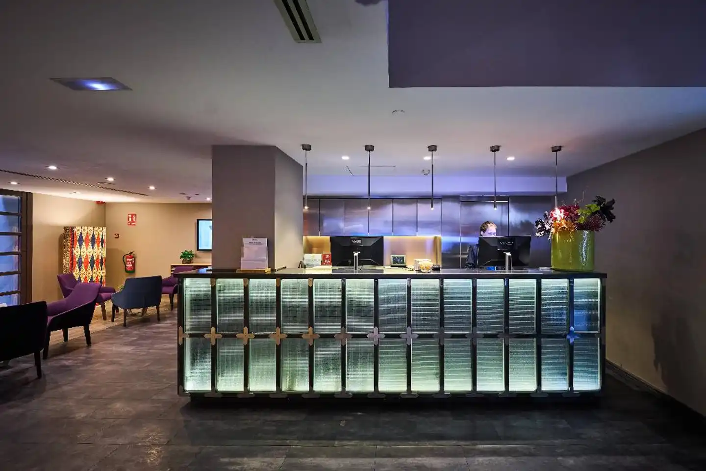 Catalonia Avinyo Bar