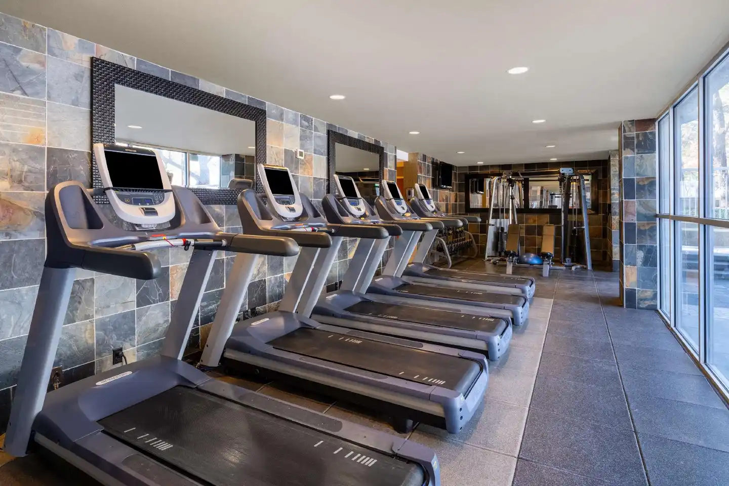 Hilton Dallas Lincoln Centre Sport und Entertainment