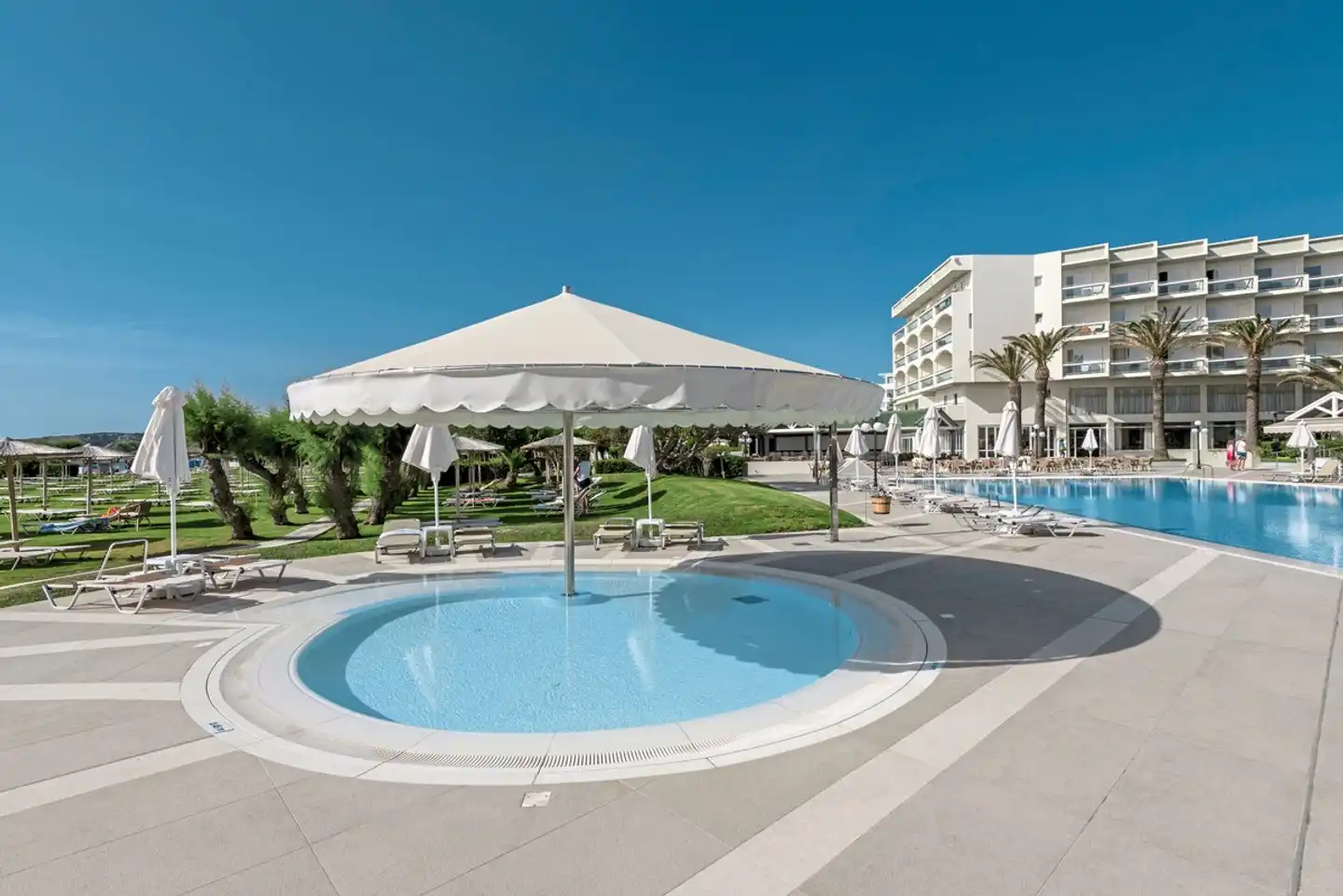 Apollo Beach Pool