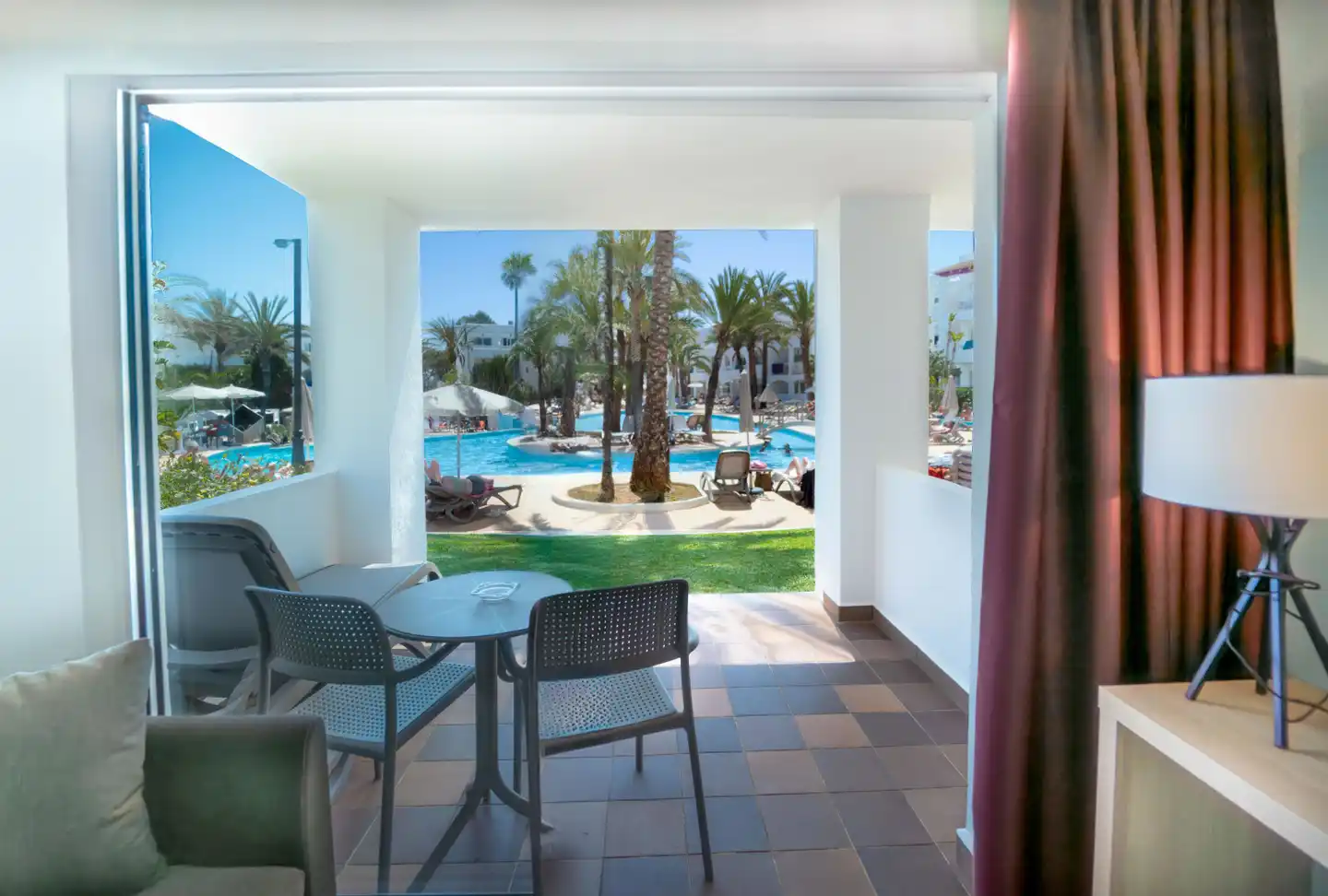 Calimera Fido Gardens Terrasse