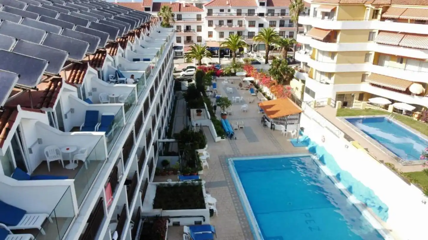 Apartamentos Pez Azul Pool