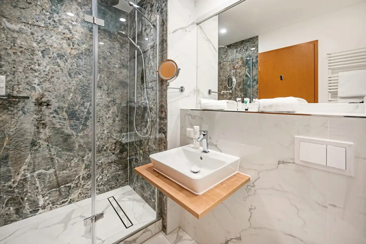 Arkona Strandhotel Badezimmer