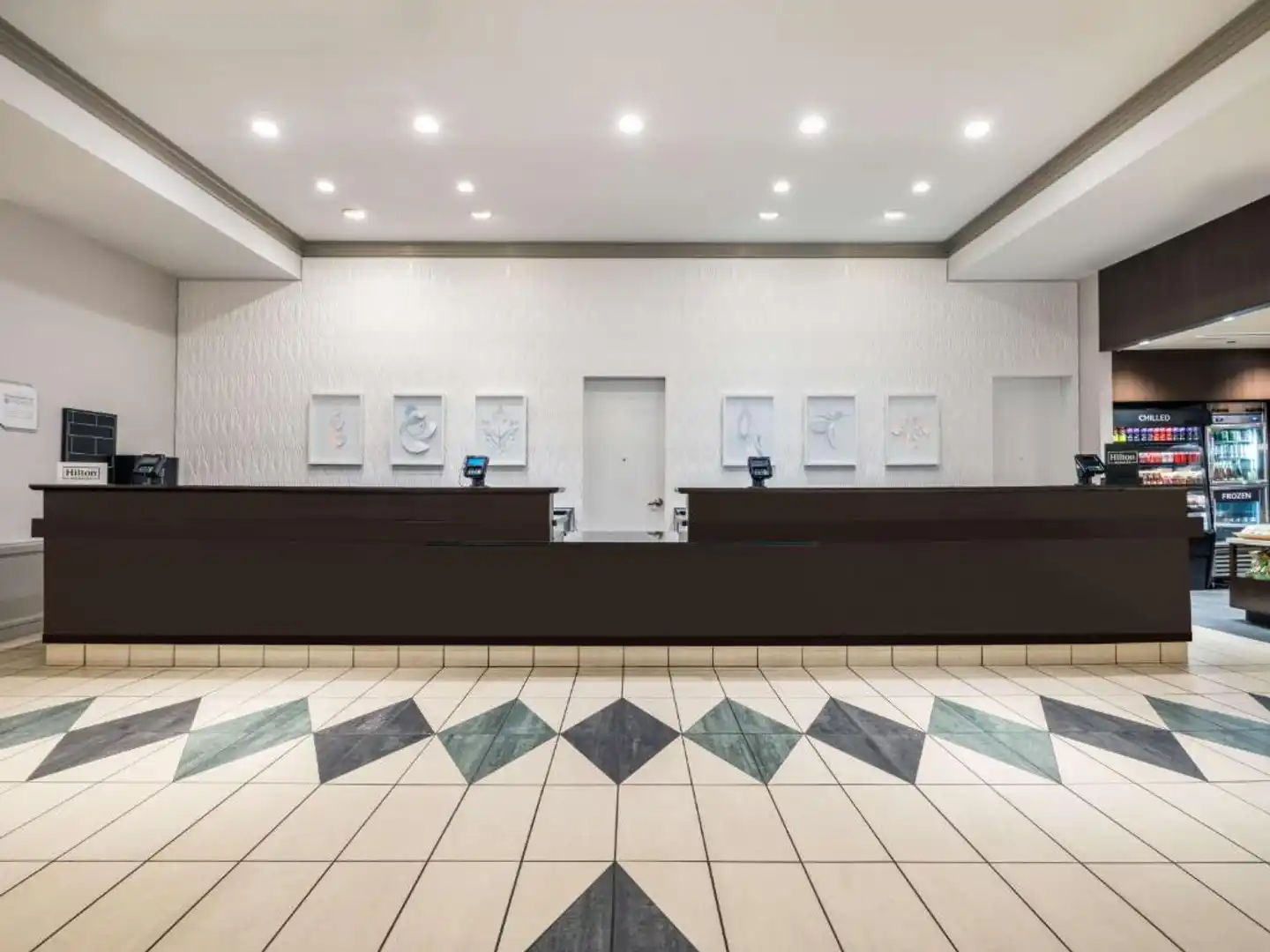 Hilton Garden Inn Chicago Downtown/Magnificent Mile Lobby
