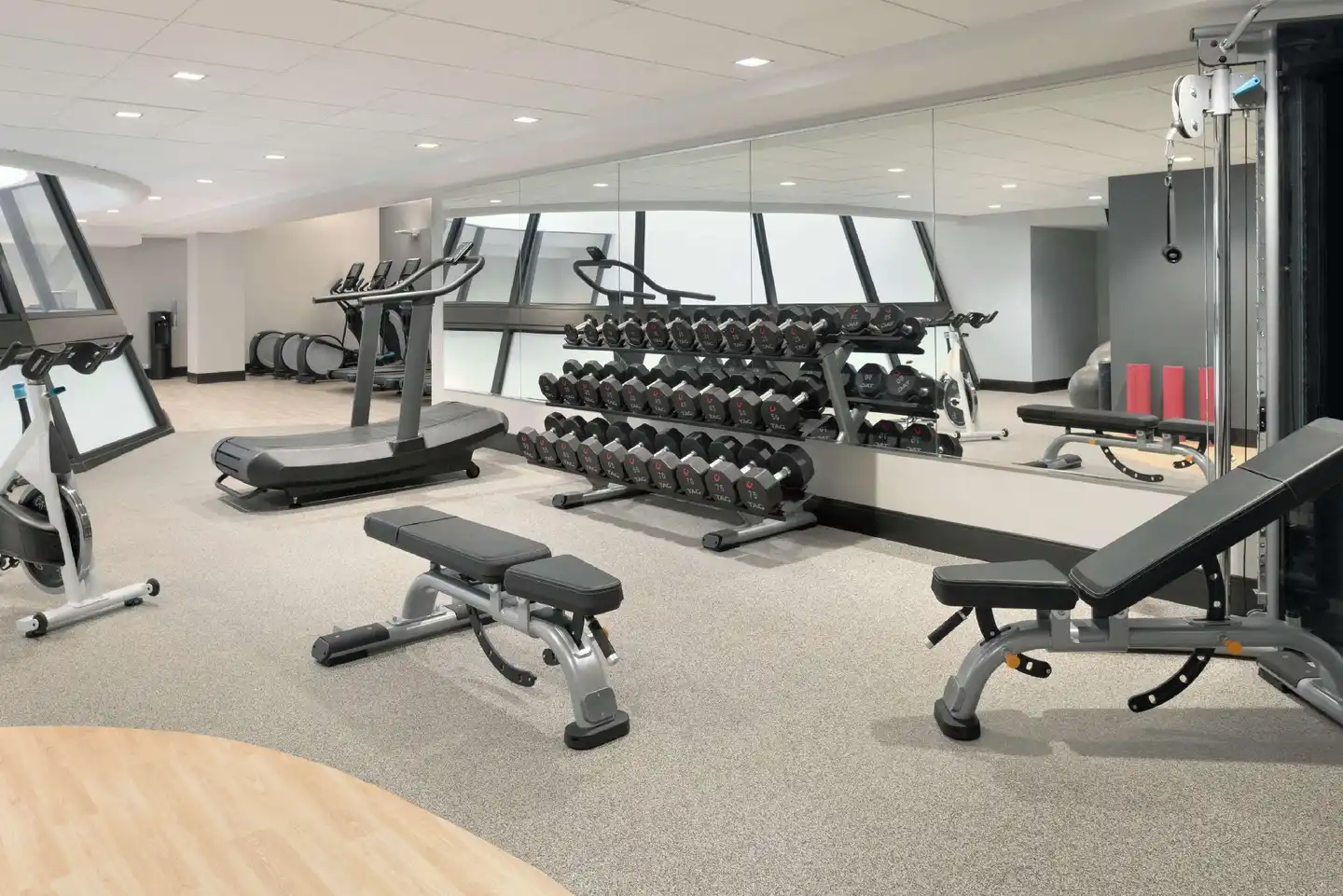 DoubleTree by Hilton Hotel Chicago - Magnificent Mile Sport und Entertainment