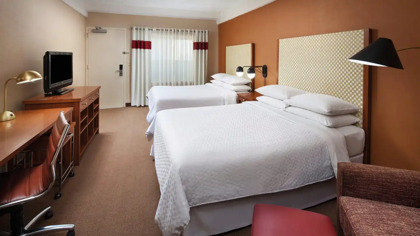 Four Points by Sheraton Los Angeles International Airport Wohnbeispiel