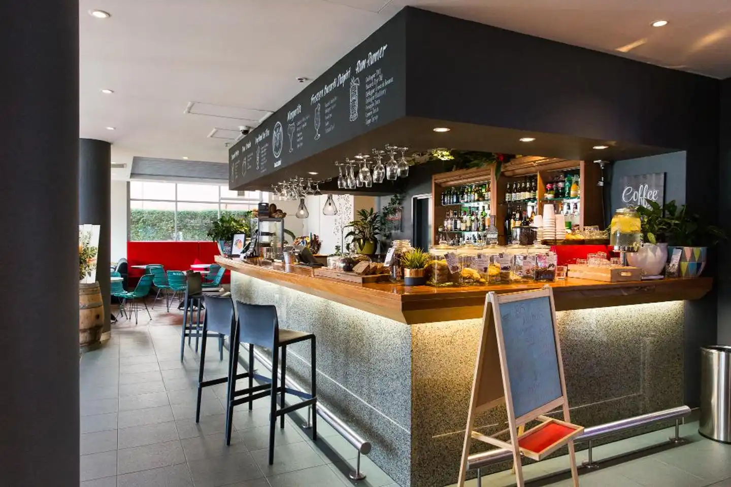 ibis Sydney Darling Harbour Bar