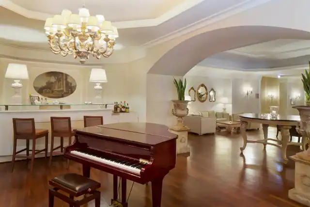 Starhotels Terminus Lobby