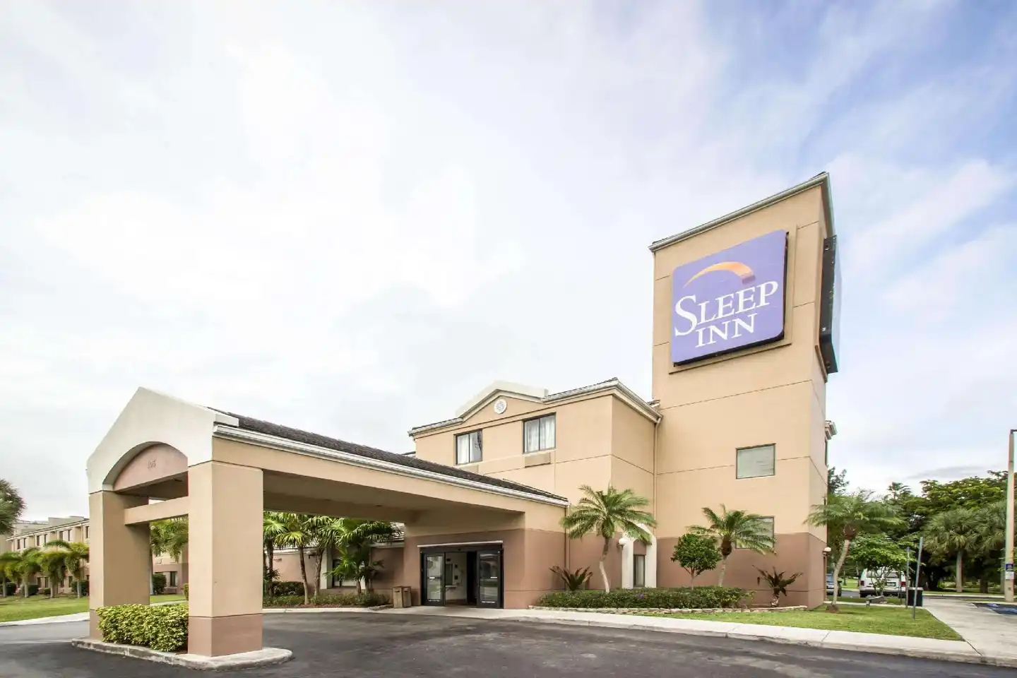 Sleep Inn Miami Airport Aussenansicht