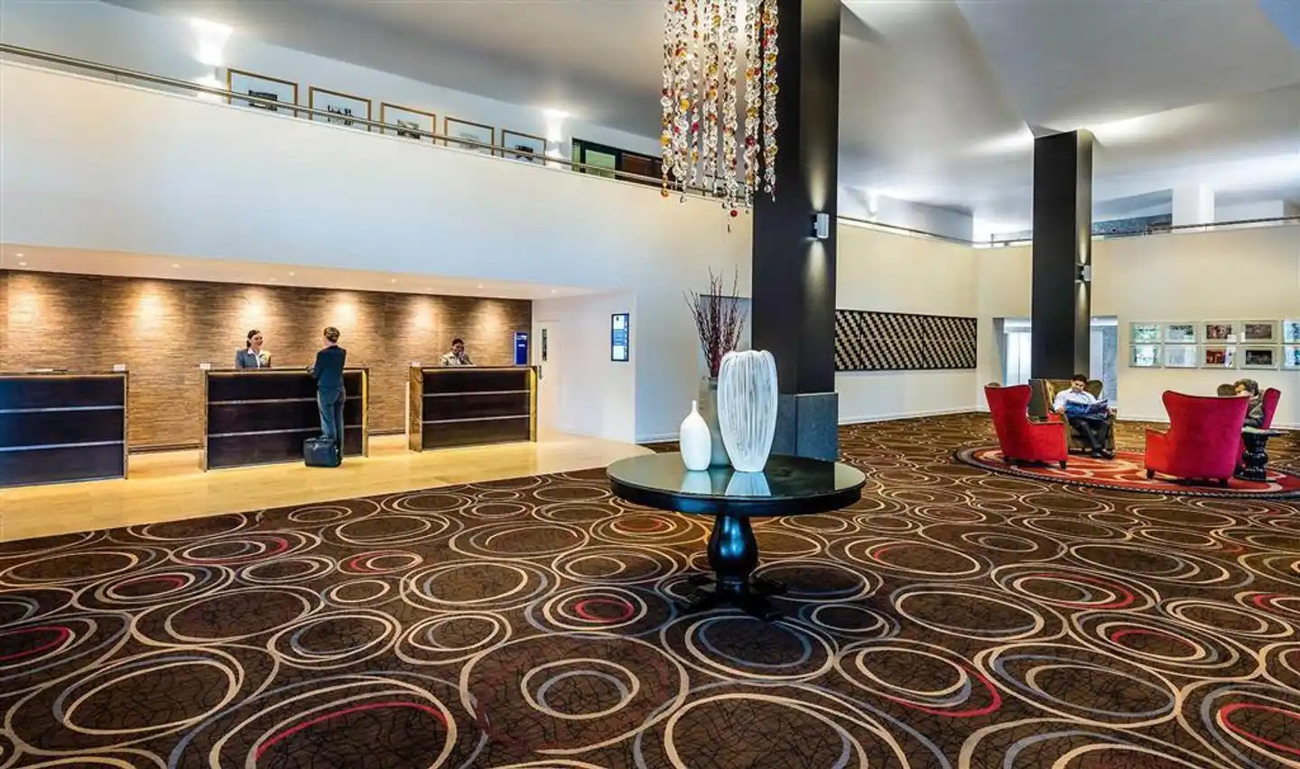 Novotel Rotorua Lakeside Hotel Lobby