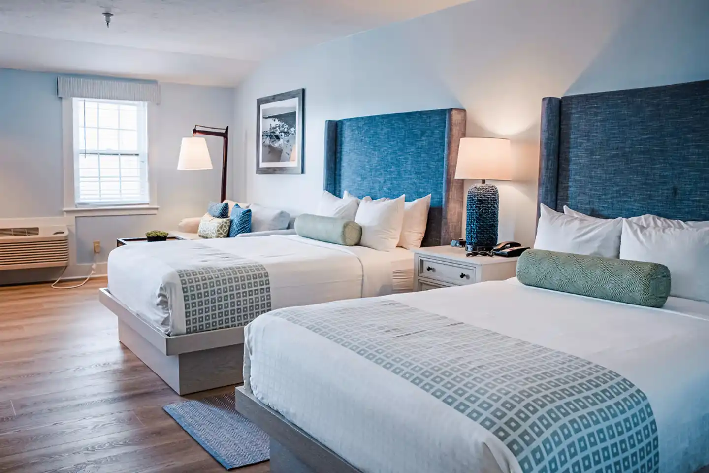Sea Crest Beach Hotel Wohnbeispiel