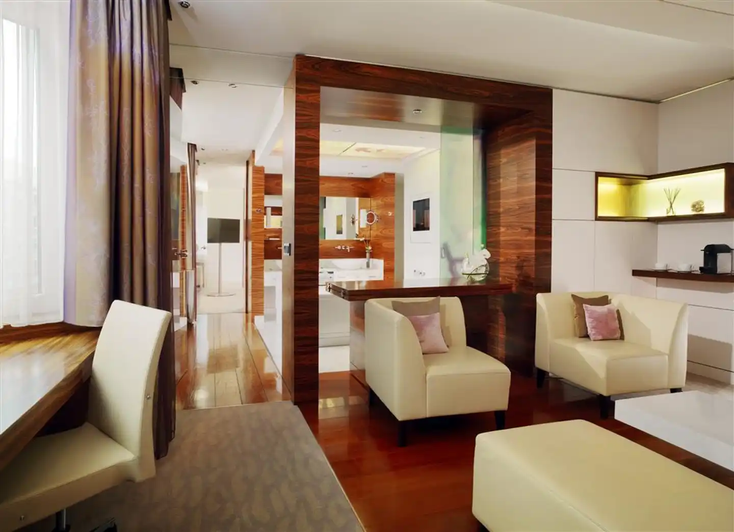 The Westin Grand, Berlin Lobby
