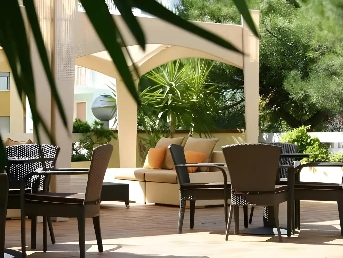Ambassador Terrasse