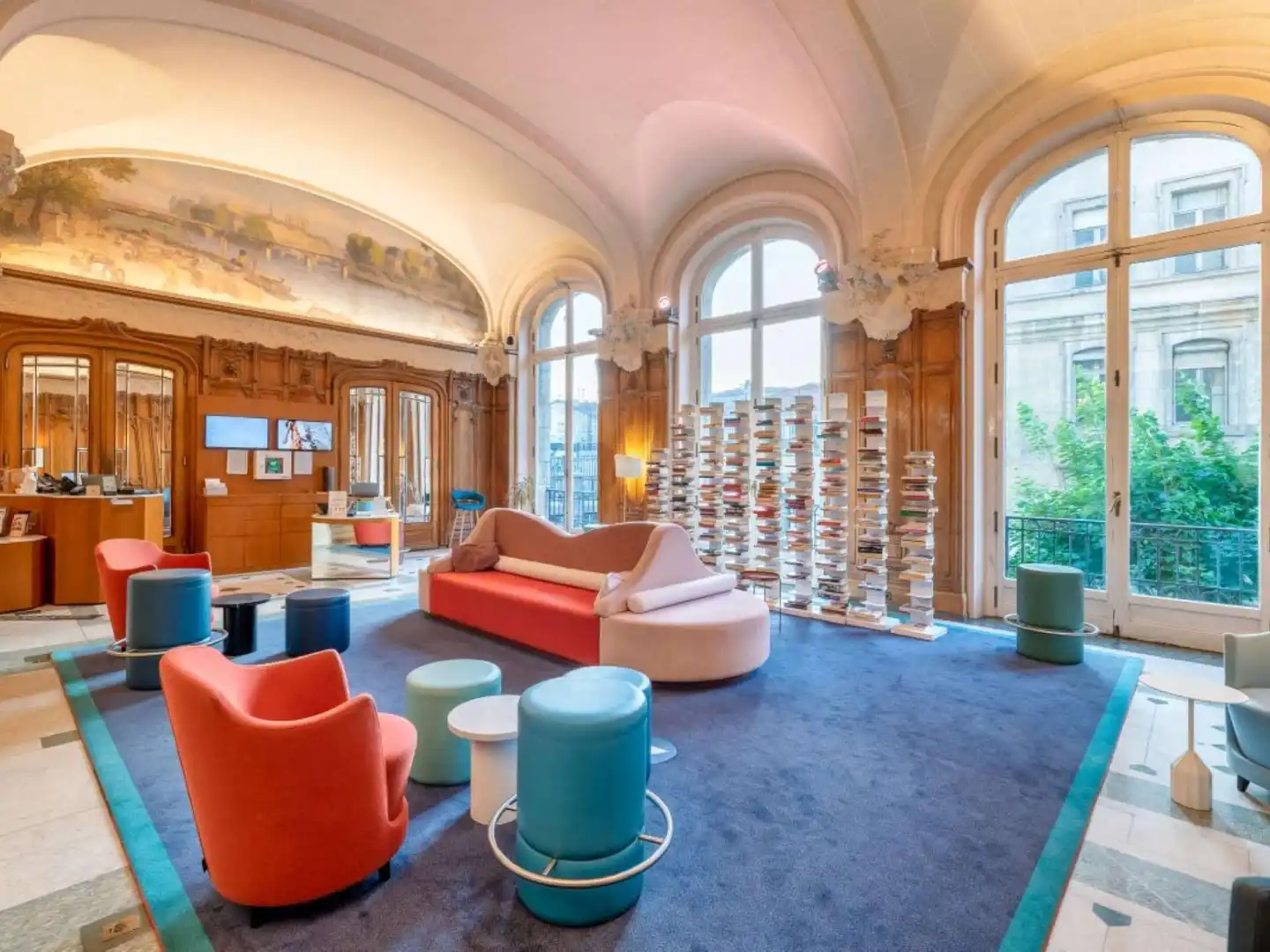 Mercure Lyon Centre Château Perrache hotel Lobby