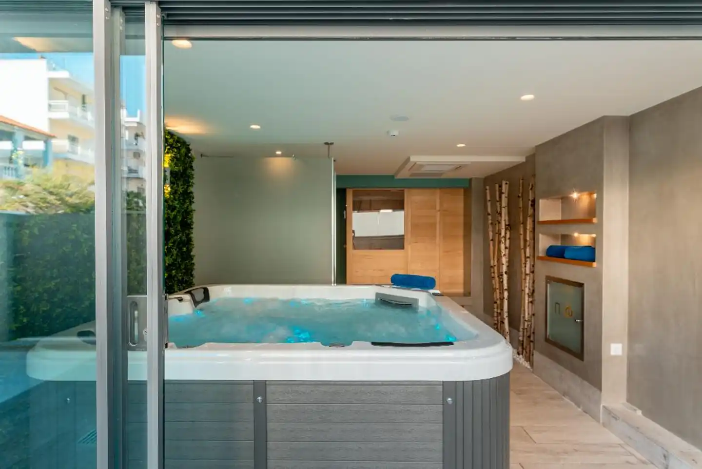 Golden Star City Resort Wellness