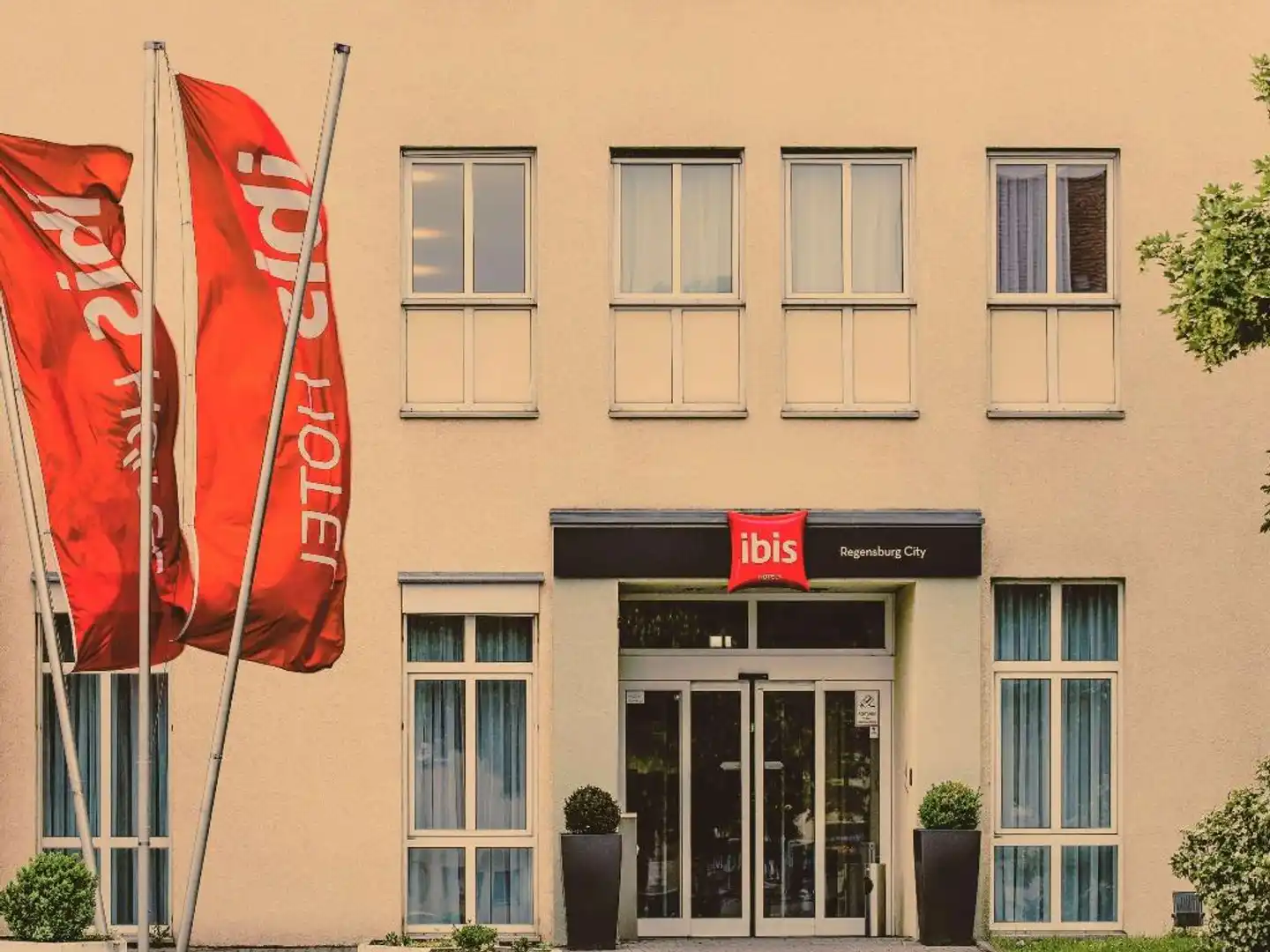 ibis Regensburg City Aussenansicht