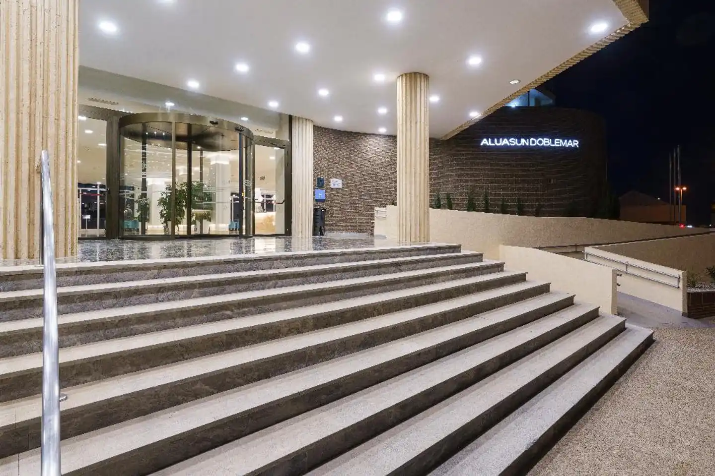 AluaSun Doblemar Wellness