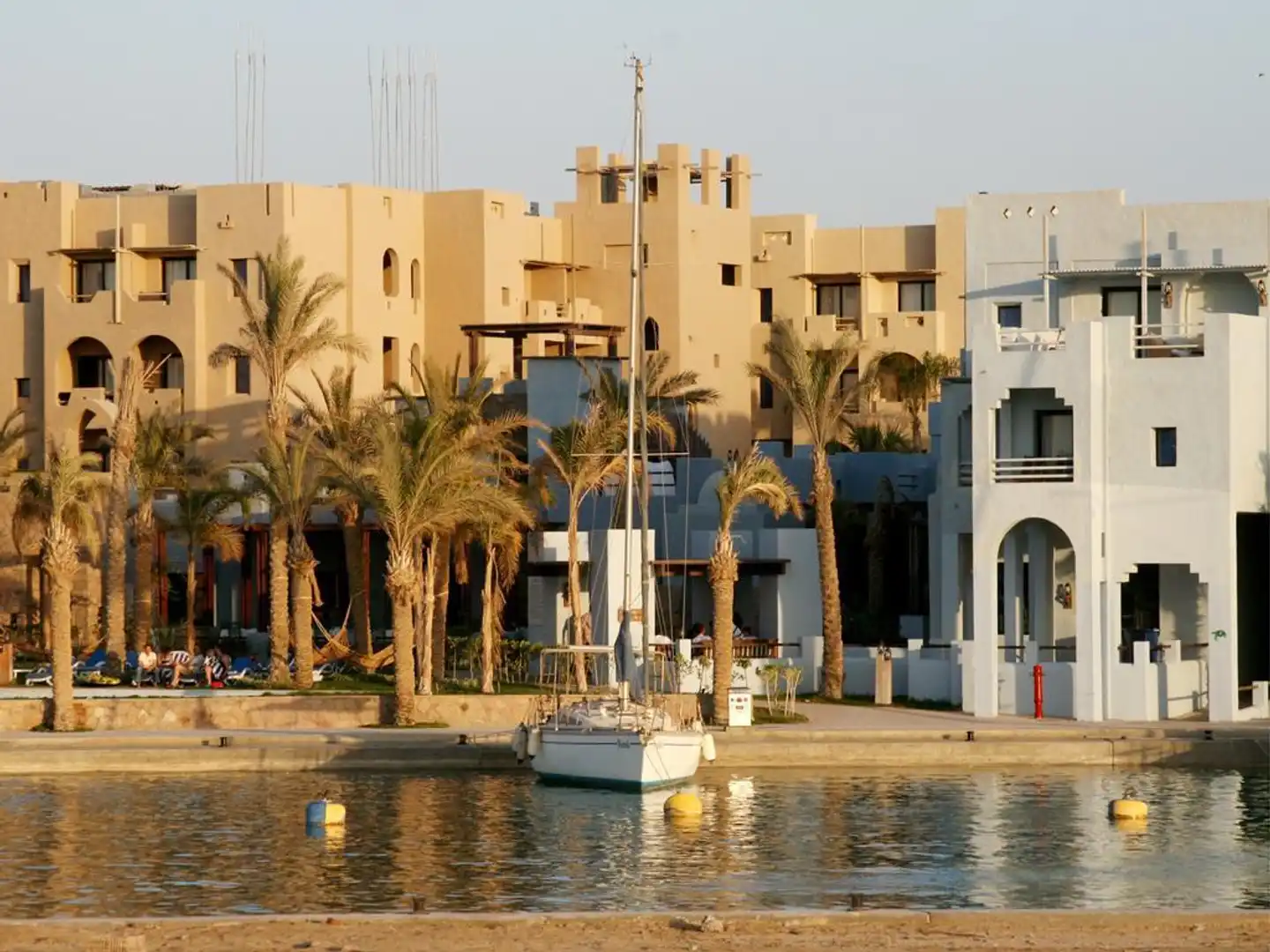 Marina Lodge at Port Ghalib Aussenansicht