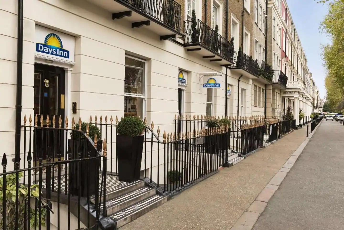 Days Inn by Wyndham London Hyde Park Aussenansicht