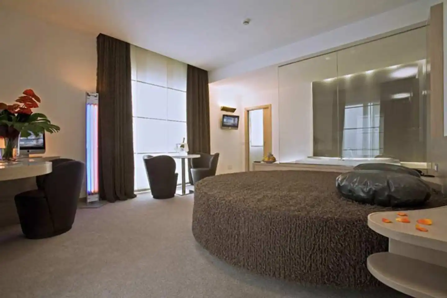 Card International Hotel Wohnbeispiel