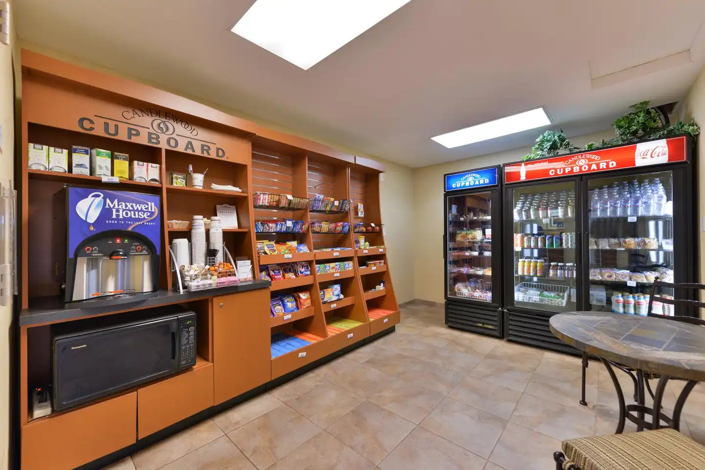 Candlewood Suites San Diego Bar