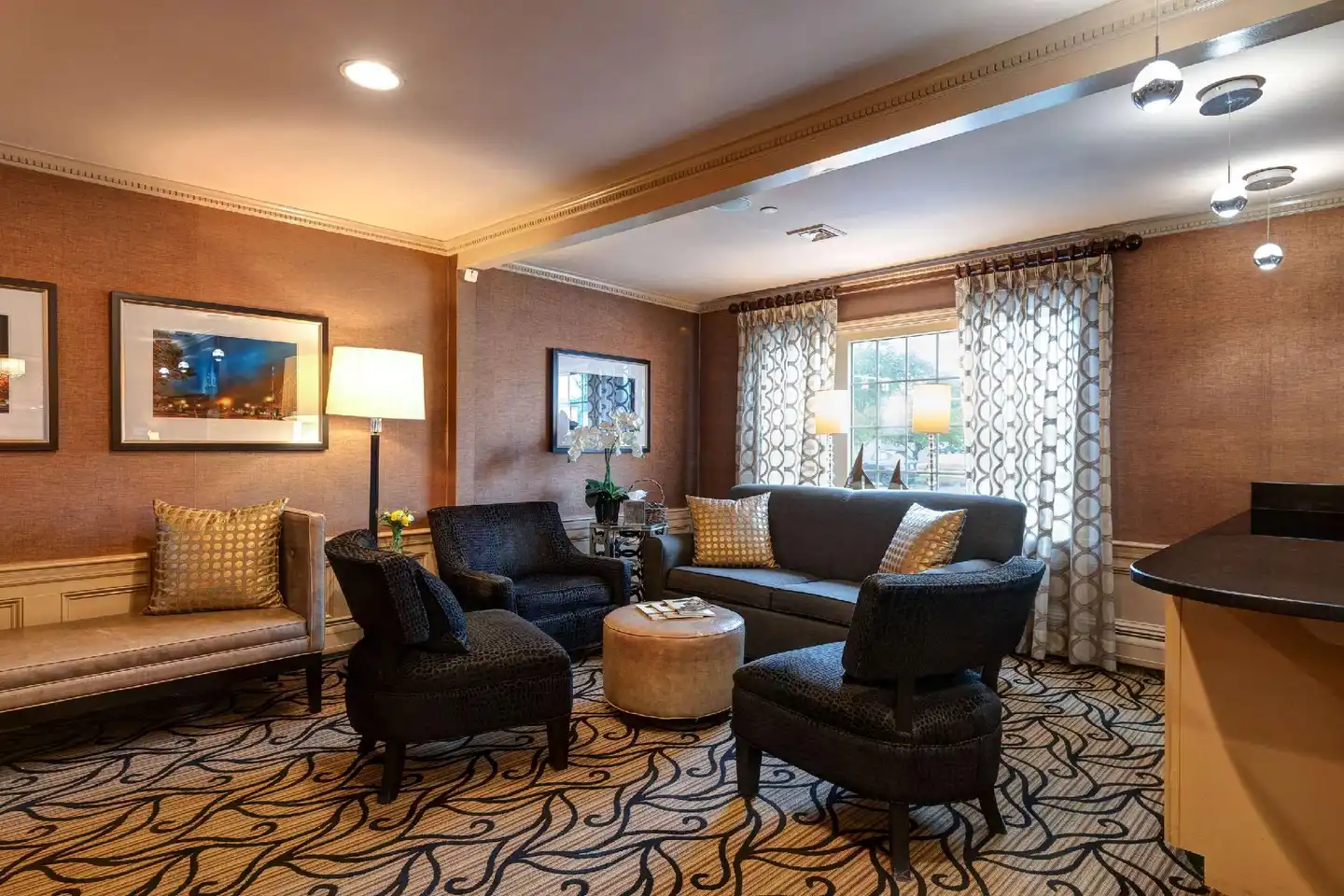 Port Inn And Suites Portsmouth, Ascend Hotel Collection Lobby