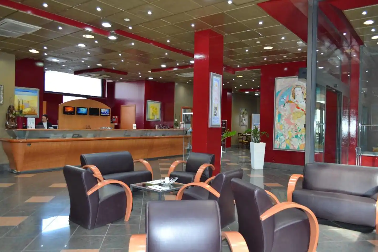 Marina Palace Hotel & Congress Hall Lobby