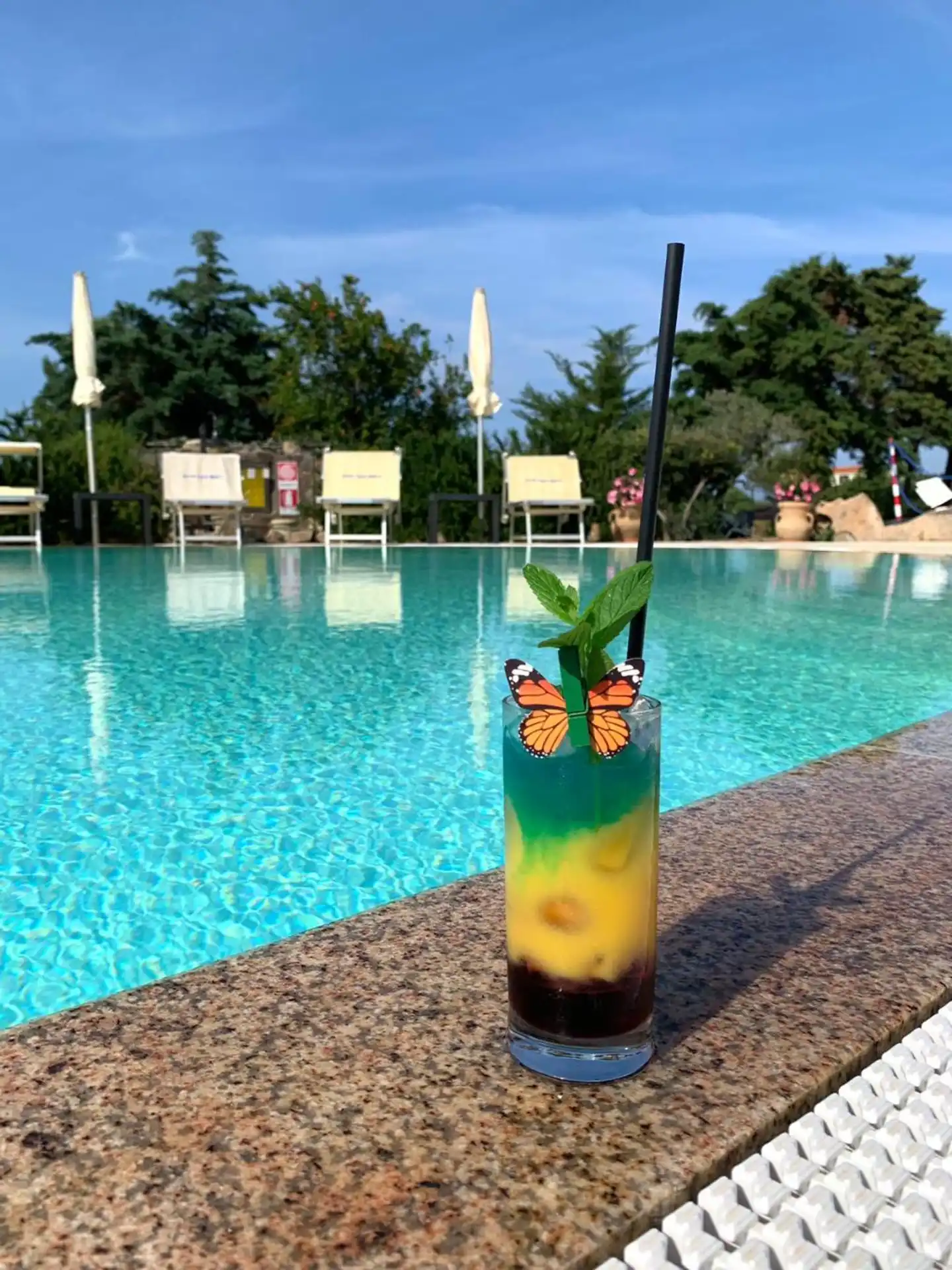 Cala Mirto Pool