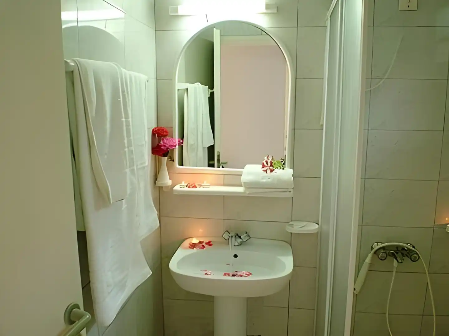 Sunrise Hotel Badezimmer